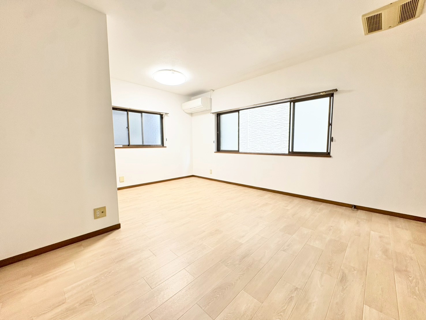 寝屋川市南水苑町　中古戸建