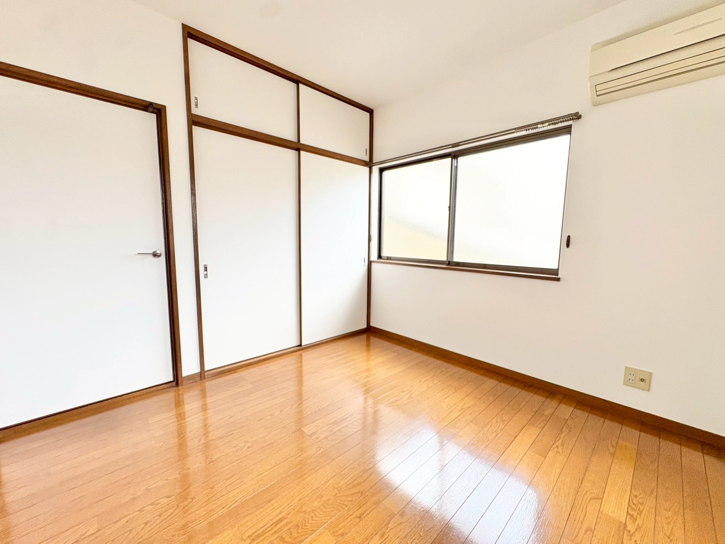 寝屋川市南水苑町　中古戸建