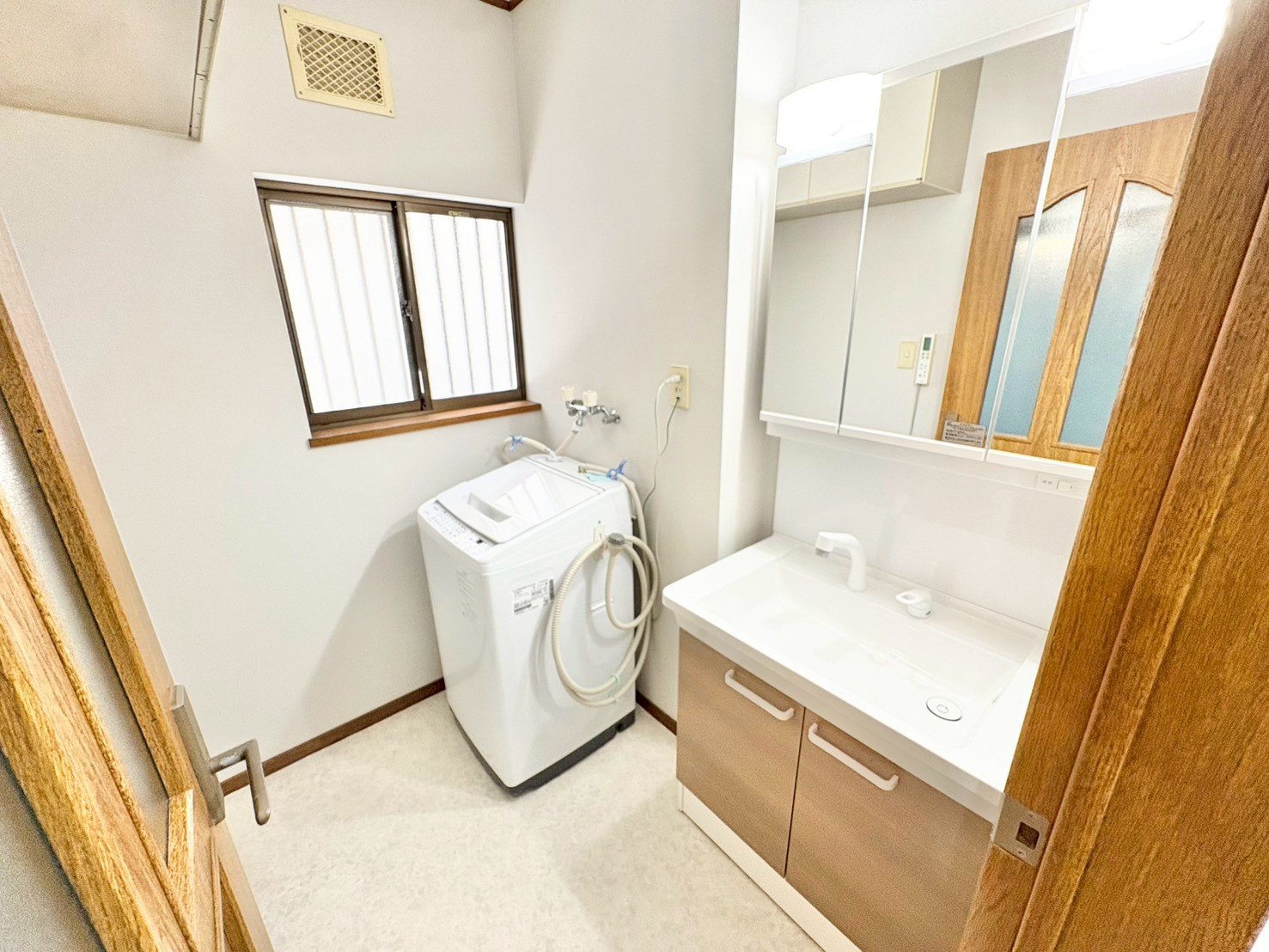 寝屋川市南水苑町　中古戸建
